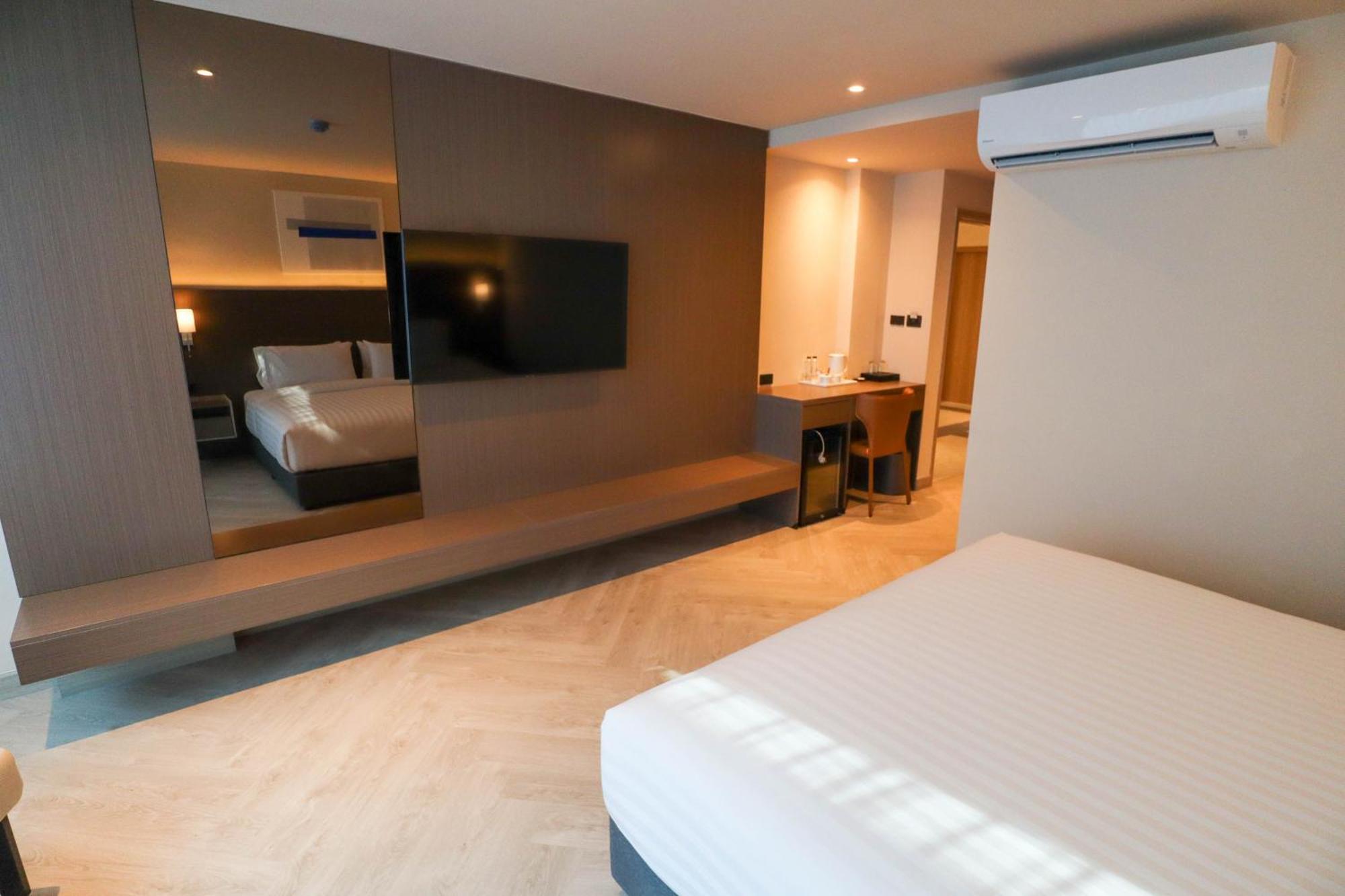 The One Cozy Living Hotel Pattaya Luaran gambar